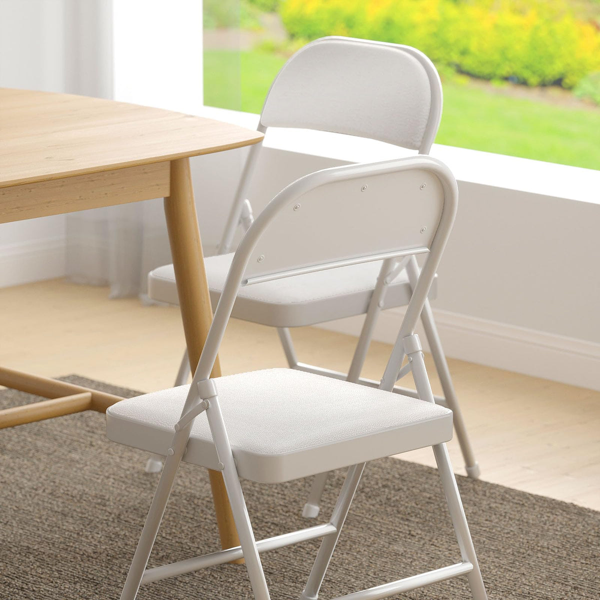 White Vinyl Padded Folding Chairs 4 Pack R26680