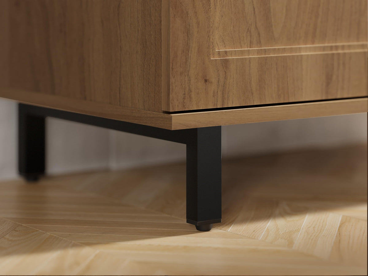 Oak Buffet Sideboard Cabinet with Adjustable Shelves Q7925