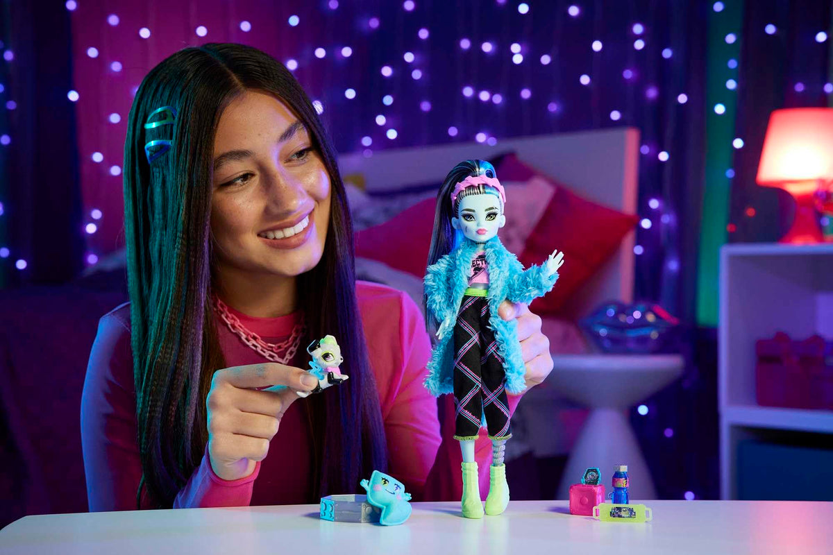 Monster High Creepover Party Doll X396