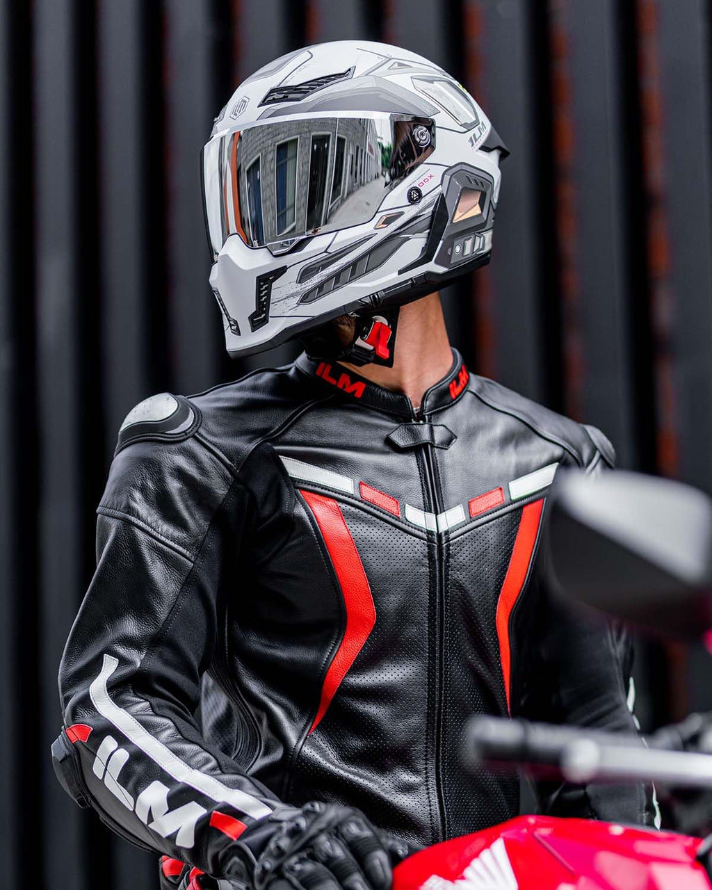 Full Face Motorcycle Helmet Dual Visor U618372