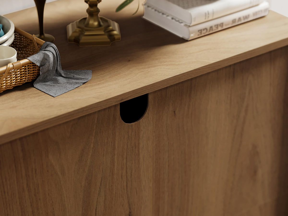 Oak Buffet Sideboard Cabinet with Adjustable Shelves Q7925